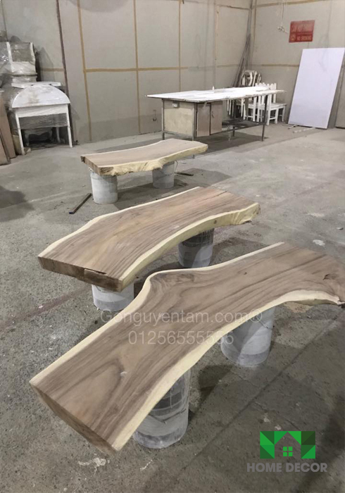 Bàn gỗ nguyên tấm có sẵn - Mẫu 4
